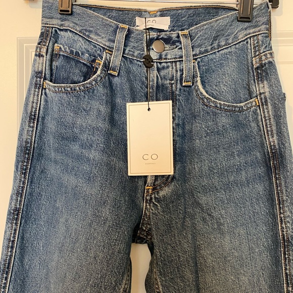NWT CO Essentials High Rise Jeans size 0 - Picture 1 of 4